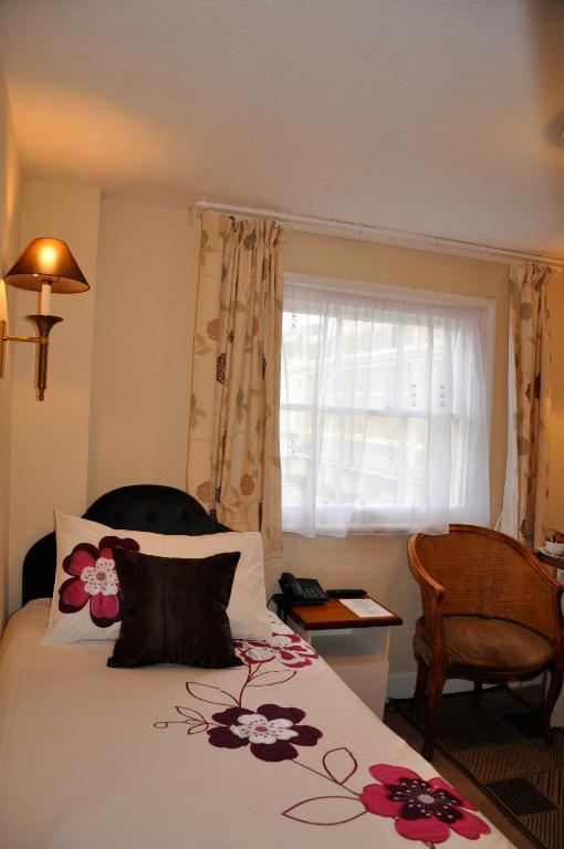 Adelaide House Hotel Luton  Quarto foto